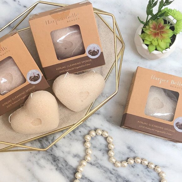HARPER BELLE BEAUTY Organic Heart Konjac Sponge | Original for All Skin Types - Picture 2 of 5